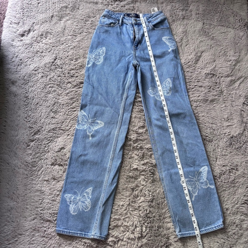 ⭐️⭐️⭐️Hollister wide leg Butterfly Denim Jeans size 0 - Picture 8 of 10